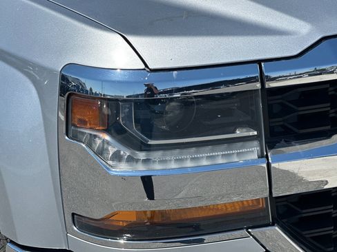 Used 2017 Chevrolet Silverado 1500 LT w/ High Desert Package AWD/4WD image 24
