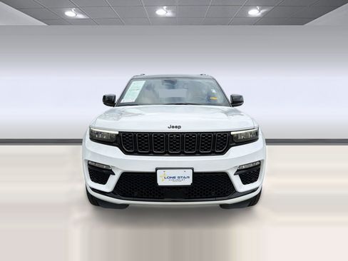 Used 2025 Jeep Grand Cherokee Summit AWD/4WD image 6