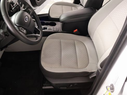Used 2023 Ford Escape Active image 10