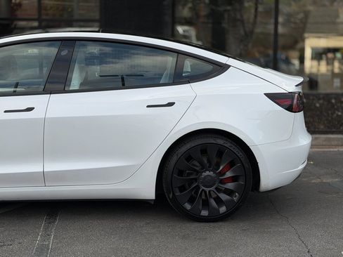 Used 2023 Tesla Model 3 Performance image 11