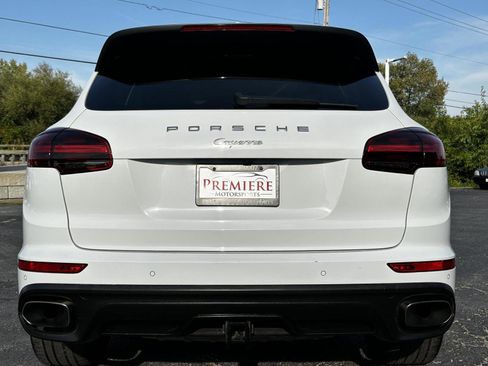 Used 2018 Porsche Cayenne Platinum Edition w/ Premium Package image 7