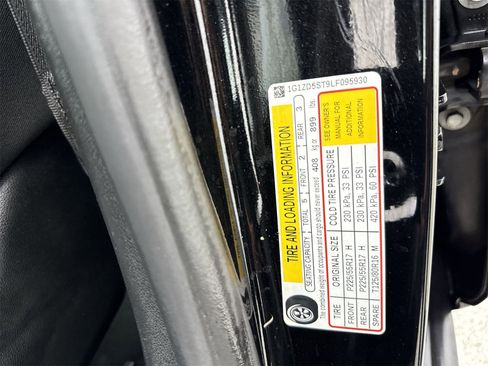 Used 2020 Chevrolet Malibu LT image 42