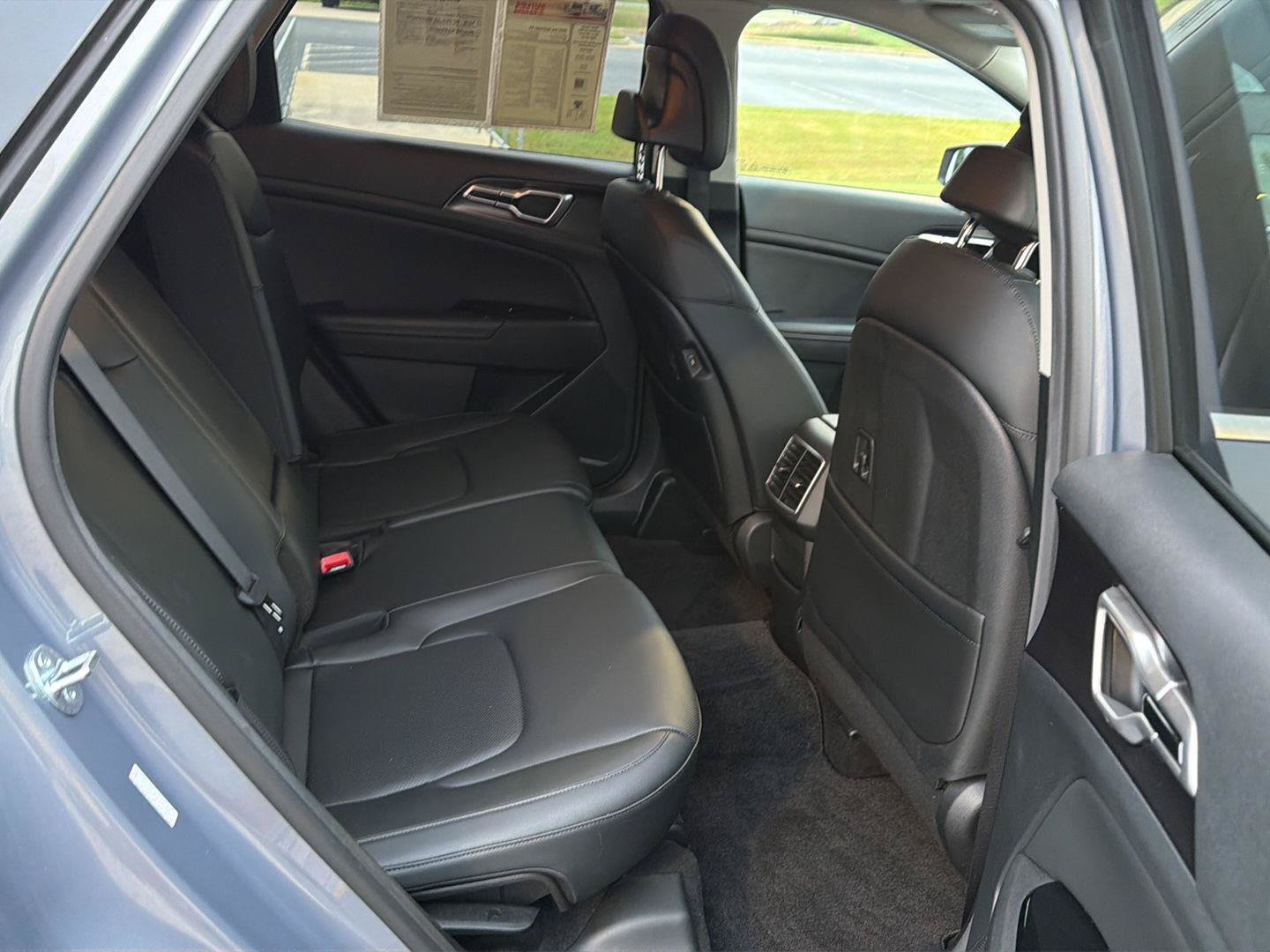 Used 2023 Kia Sportage EX FWD image 12
