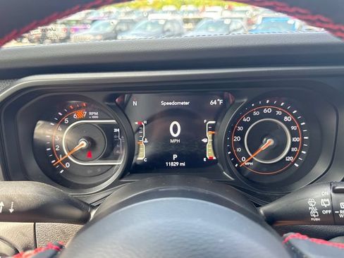 Used 2024 Jeep Wrangler Unlimited Rubicon AWD/4WD image 22
