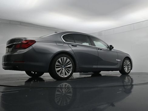 Used 2015 BMW 740i RWD image 37