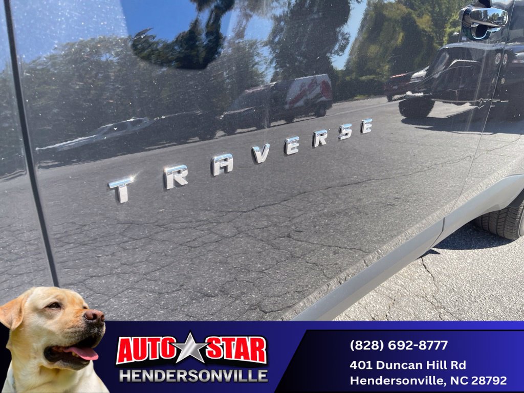 Used 2023 Chevrolet Traverse LT AWD/4WD image 4