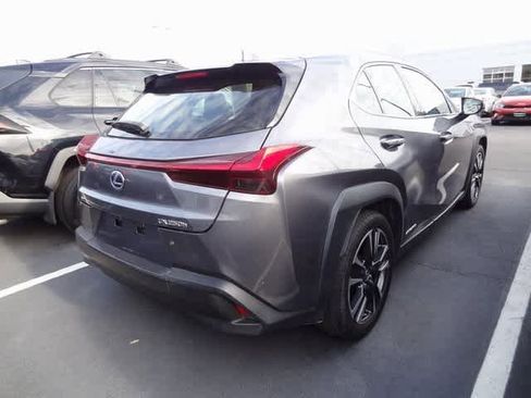 Used 2021 Lexus UX 250h w/ Premium Package image 4