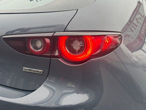 Used 2024 MAZDA MAZDA3 s image 12