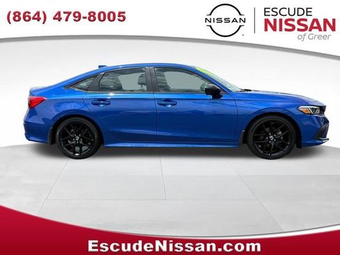 Used 2022 Honda Civic Sport image 2