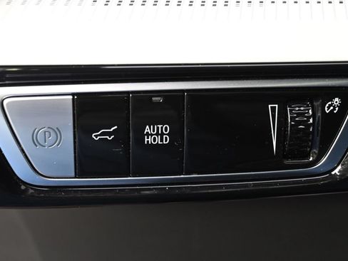 Certified 2025 Cadillac Optiq Luxury 2 w/ LPO, Floor Liner Package AWD/4WD image 24