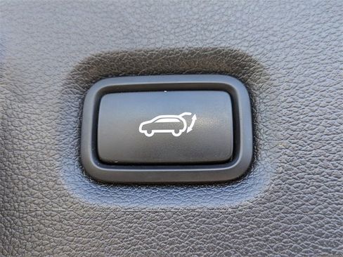 Used 2023 Hyundai Santa Fe Limited image 14