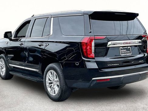 Used 2024 GMC Yukon SLT w/ SLT Luxury Package RWD image 15
