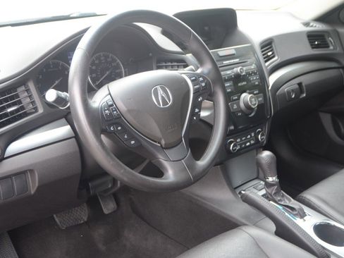 Used 2013 Acura ILX w/ Premium Package image 19