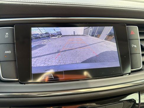 Used 2021 Buick Enclave Essence w/ Sound and Sites Package image 20