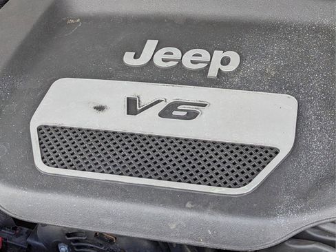 Used 2016 Jeep Wrangler Unlimited Sport image 14