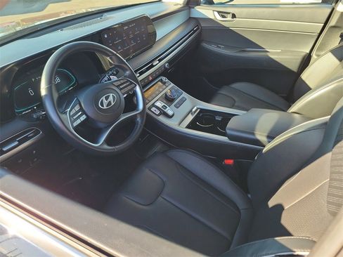 Used 2024 Hyundai Palisade SEL image 3