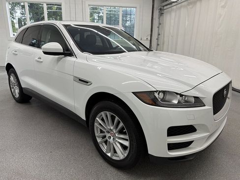 Used 2020 Jaguar F-PACE Prestige AWD/4WD image 3