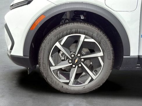 New 2026 Chevrolet Equinox EV LT image 39