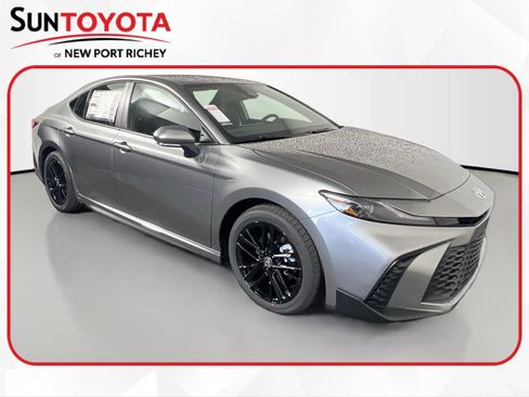 New 2026 Toyota Camry SE FWD image 1
