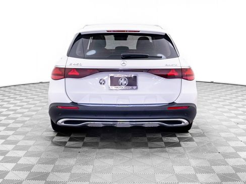 Used 2025 Mercedes-Benz E 450 4MATIC All-Terrain Wagon image 4