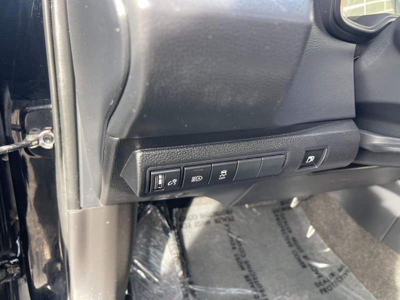 Used 2023 Toyota Corolla SE w/ SE Package FWD image 15