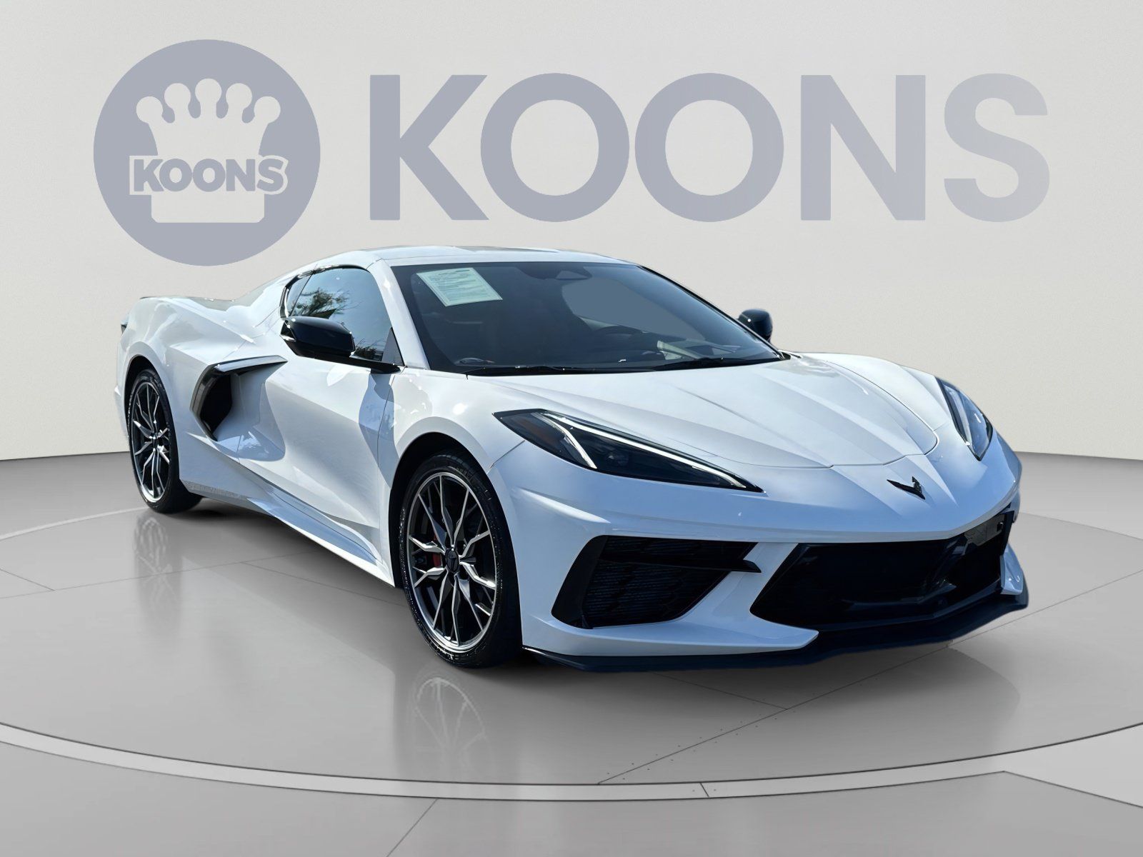 Used 2025 Chevrolet Corvette Stingray Preferred Cpe w/ Stealth Interior Trim Package RWD image 2