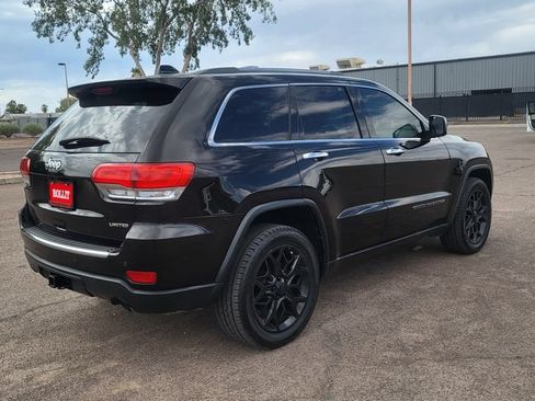 Used 2019 Jeep Grand Cherokee Limited w/ Trailer Tow Group IV RWD image 10