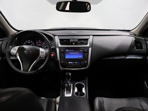 Used 2017 Nissan Altima 2.5 SL w/ 2.5 Technology Package image 18