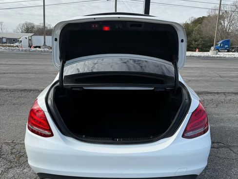 Used 2018 Mercedes-Benz C 300 Sedan image 39