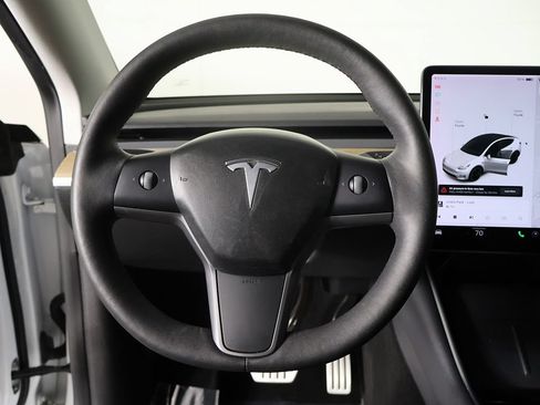 Used 2021 Tesla Model Y Performance AWD/4WD image 36