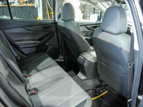 Used 2022 Subaru Crosstrek 2.5i Sport w/ Moonroof Package image 16