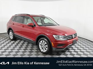 Used 2018 Volkswagen Tiguan SE image 1