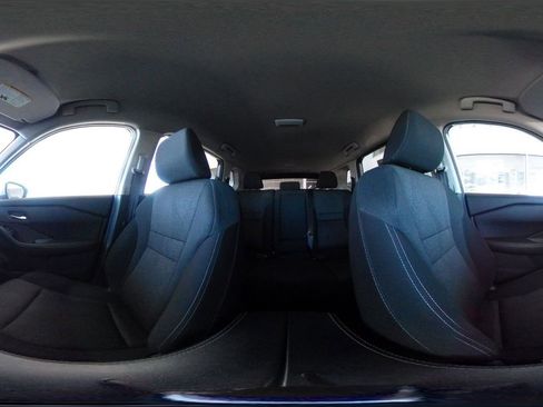 Used 2025 Nissan Rogue SV image 44