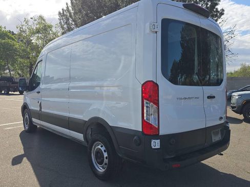 Used 2020 Ford Transit 250 Medium Roof w/ Load Area Protection Package RWD image 4