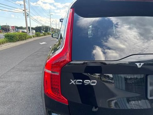 Used 2025 Volvo XC90 T8 Plus AWD/4WD image 10