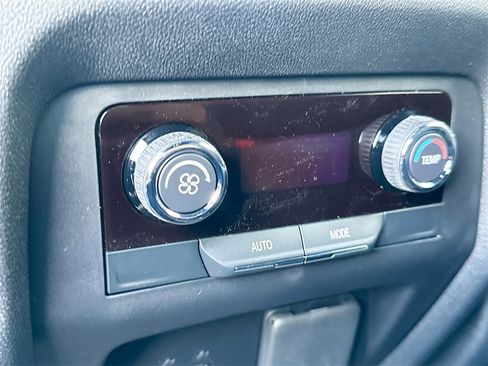 New 2026 Chevrolet Traverse LT w/ Driver Confidence Package image 18