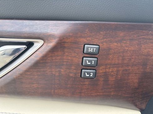 Used 2022 Subaru Ascent Touring image 32