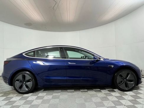 Used 2018 Tesla Model 3 Long Range image 8