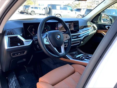 Used 2026 BMW X7 xDrive40i image 17