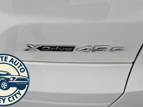 Used 2023 BMW X5 xDrive45e w/ Climate Comfort Package image 32