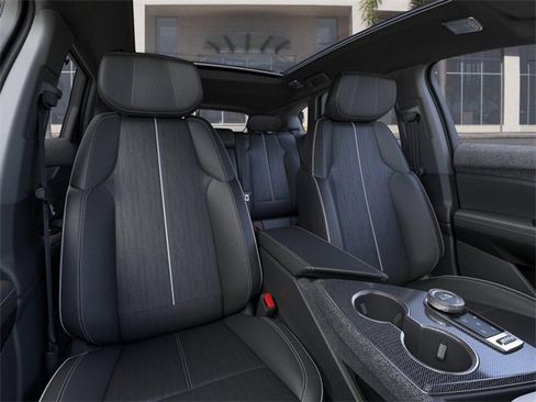 New 2026 Cadillac Optiq Luxury 2 image 16