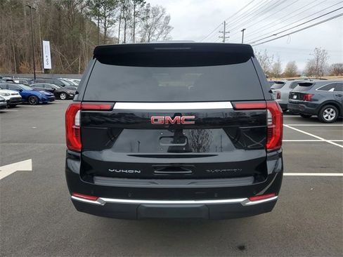 Used 2025 GMC Yukon XL Elevation image 6