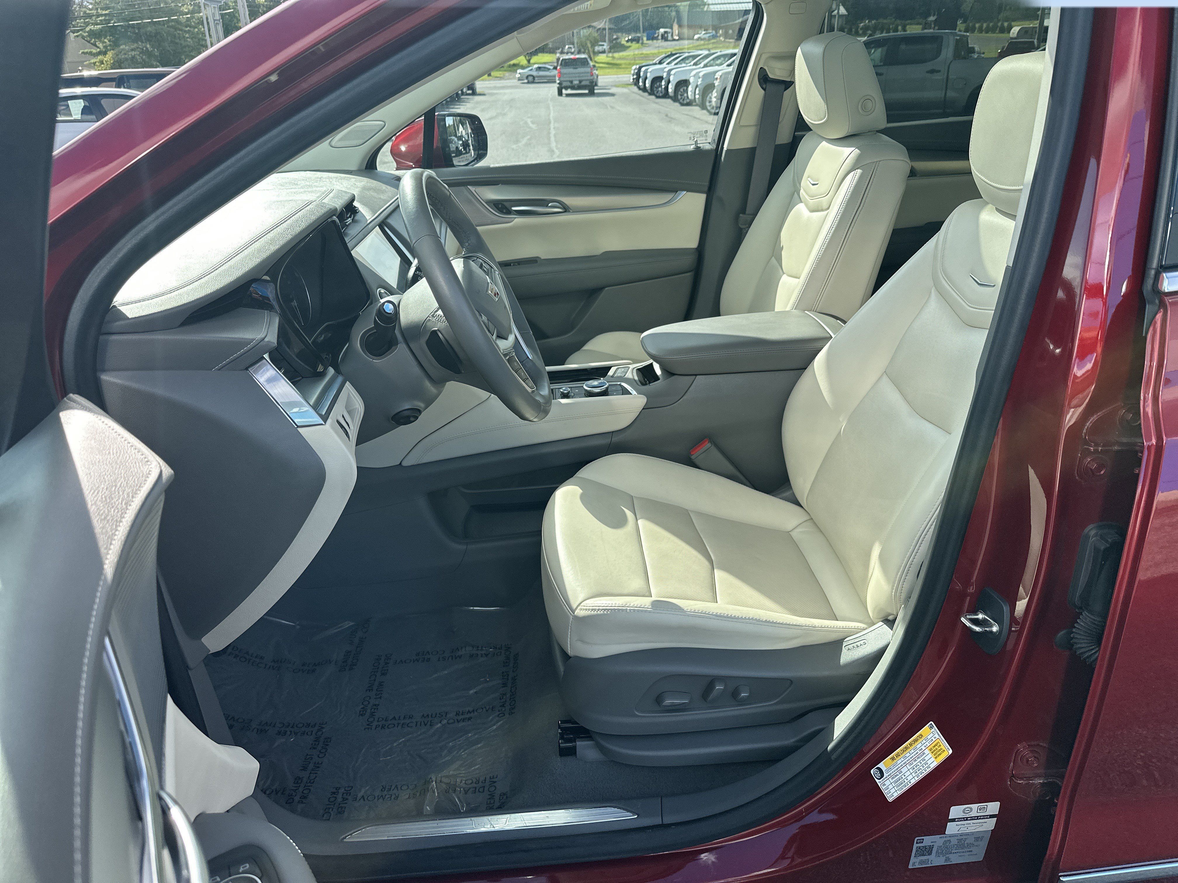 Certified 2023 Cadillac XT5 Premium Luxury AWD/4WD image 9
