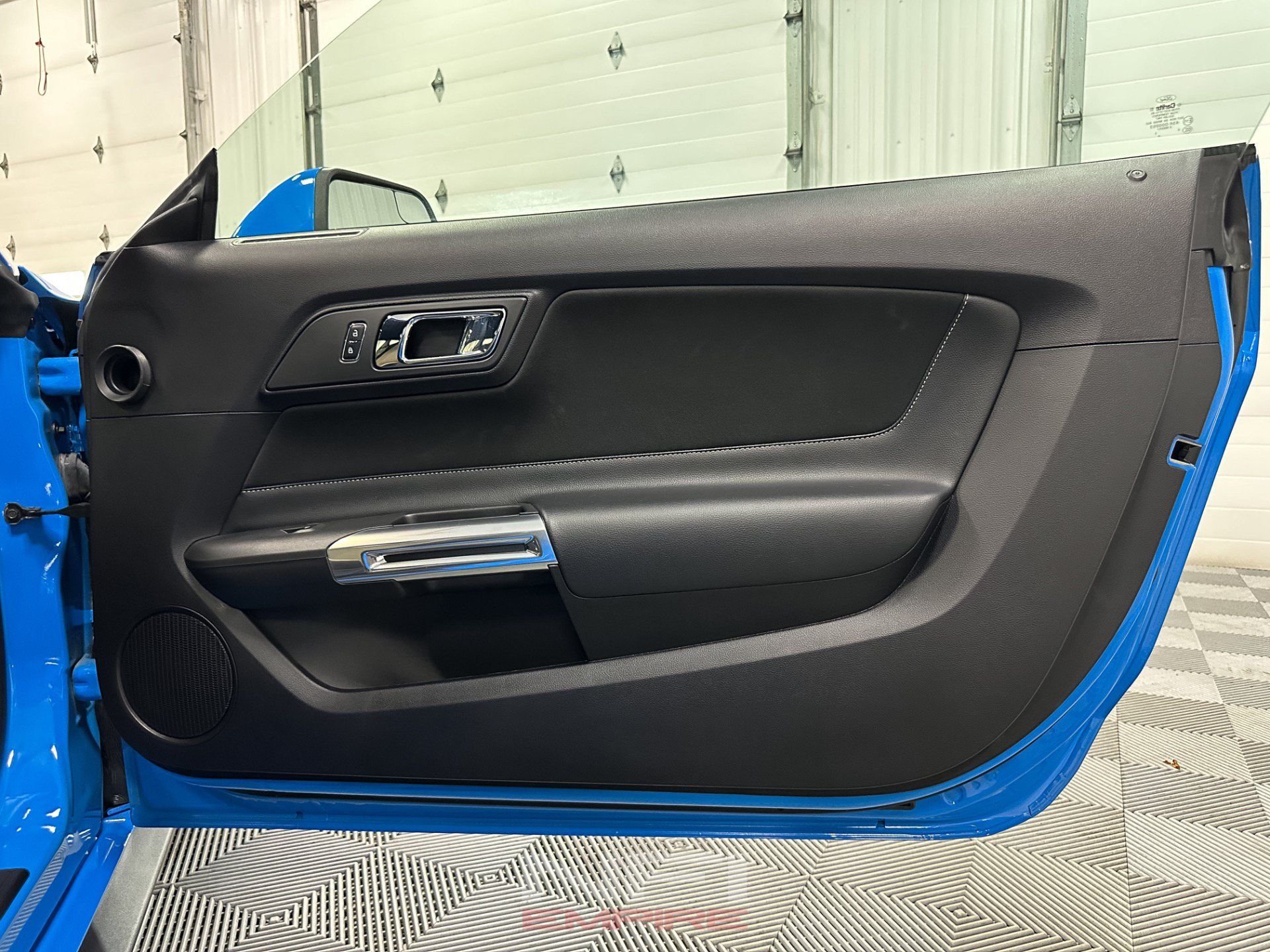Used 2017 Ford Mustang GT RWD image 36