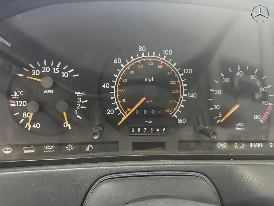 Used 1993 Mercedes-Benz 300 SL image 19