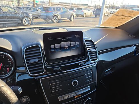 Used 2018 Mercedes-Benz GLE 350 image 24