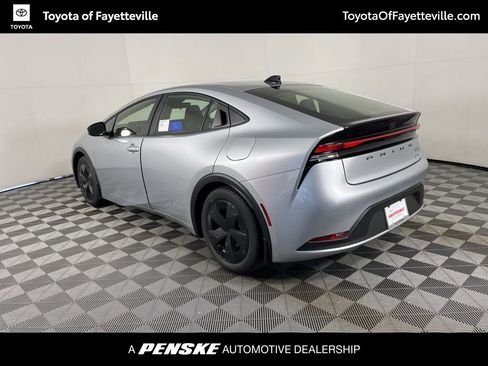 New 2026 Toyota Prius LE image 3