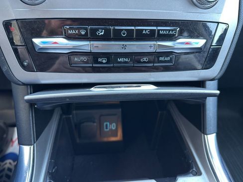 Used 2023 Ford Explorer XLT w/ Equipment Group 202A image 20