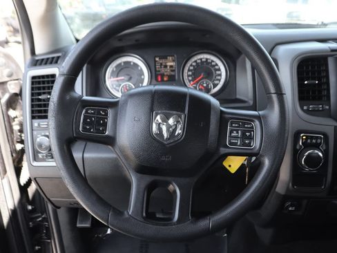 Used 2018 RAM 1500 Express w/ Black Ram 1500 Express Group RWD image 20