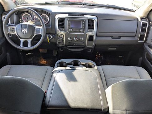 Used 2024 RAM 1500 Classic SLT image 9